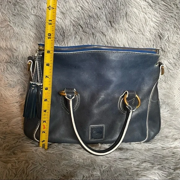 VITNAGE COLLECTOR ITEM 💙DOONEY FLORENTINE EDGE DENIM💙 - Picture 2 of 12